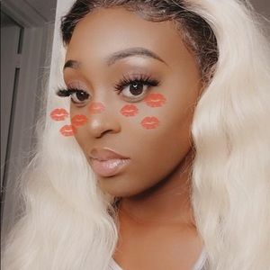 Meet your Posher, Ericha